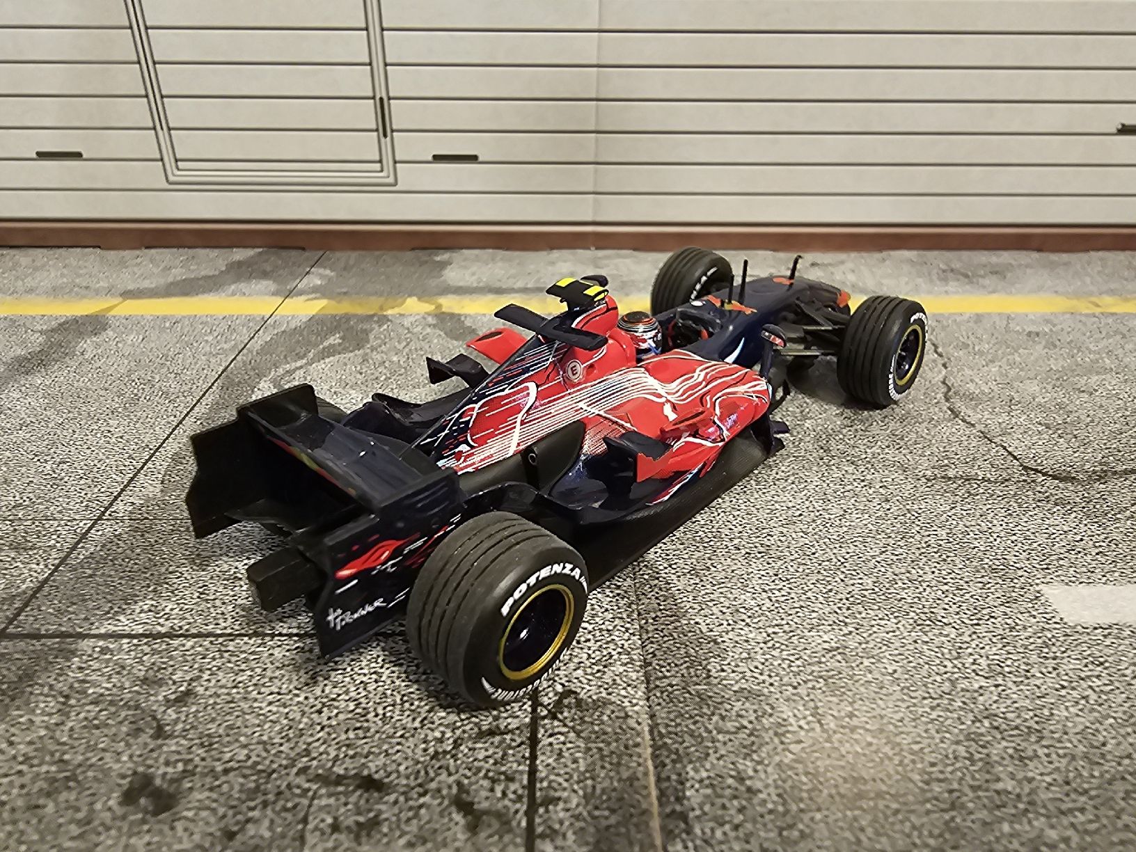 Minichamps Modellini d'auto: Toro Rosso STR2  Formel 1 2007 Scott Speed 1:43 – Usato da Wetzikon ZH venduto da ICEONE_ 3