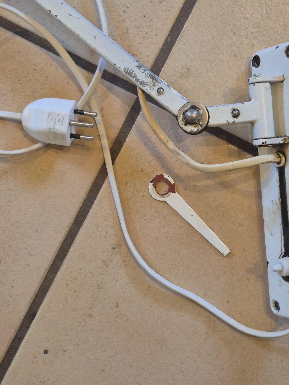 Bag Turgi Lampes: BAG Auszuglampe antik – D'occasion à Ehrendingen par Amigo5 4
