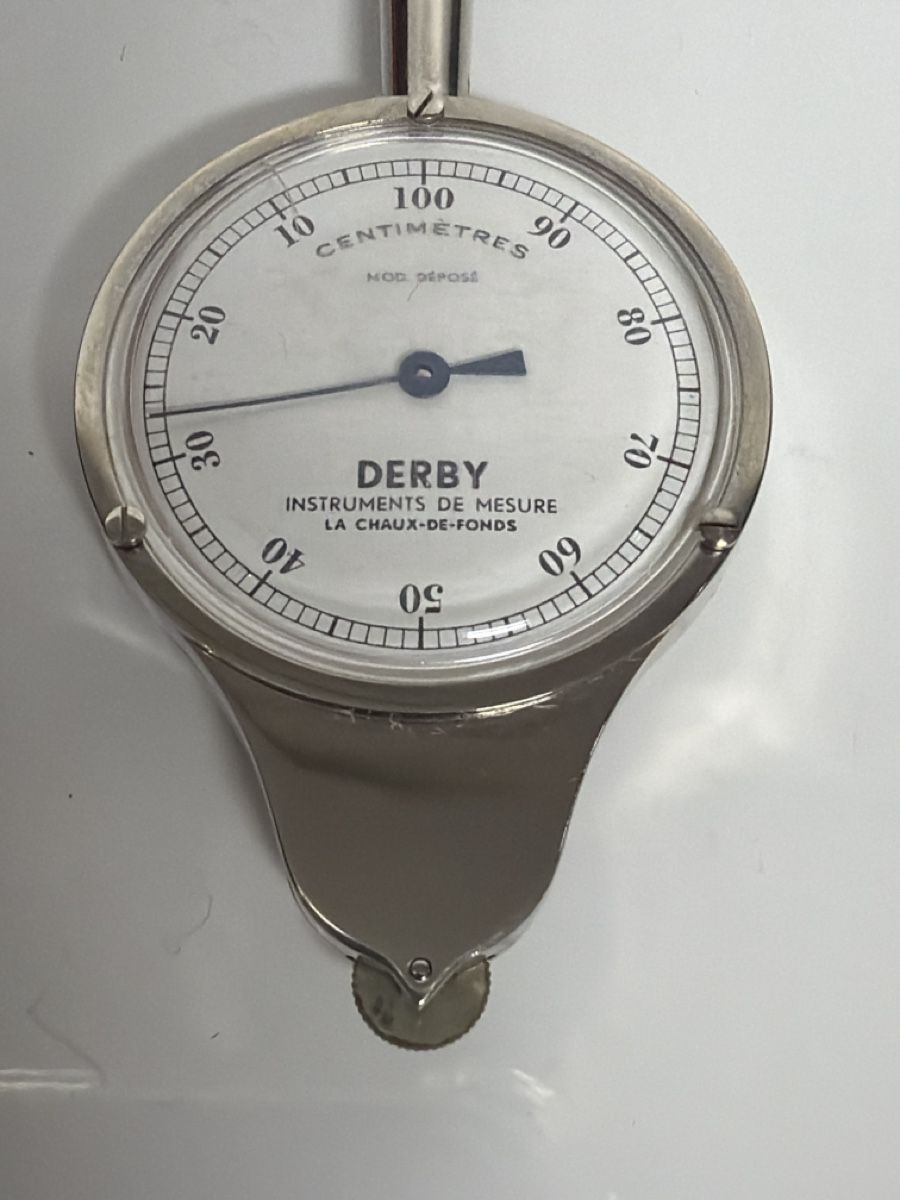 Misurare: Curvimètre Derby Vintage, instrument de mesure précis. – Usato da Bôle venduto da K200C 4