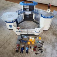 Playmobil Polizei-Kommandozentrale mit Gefängnis