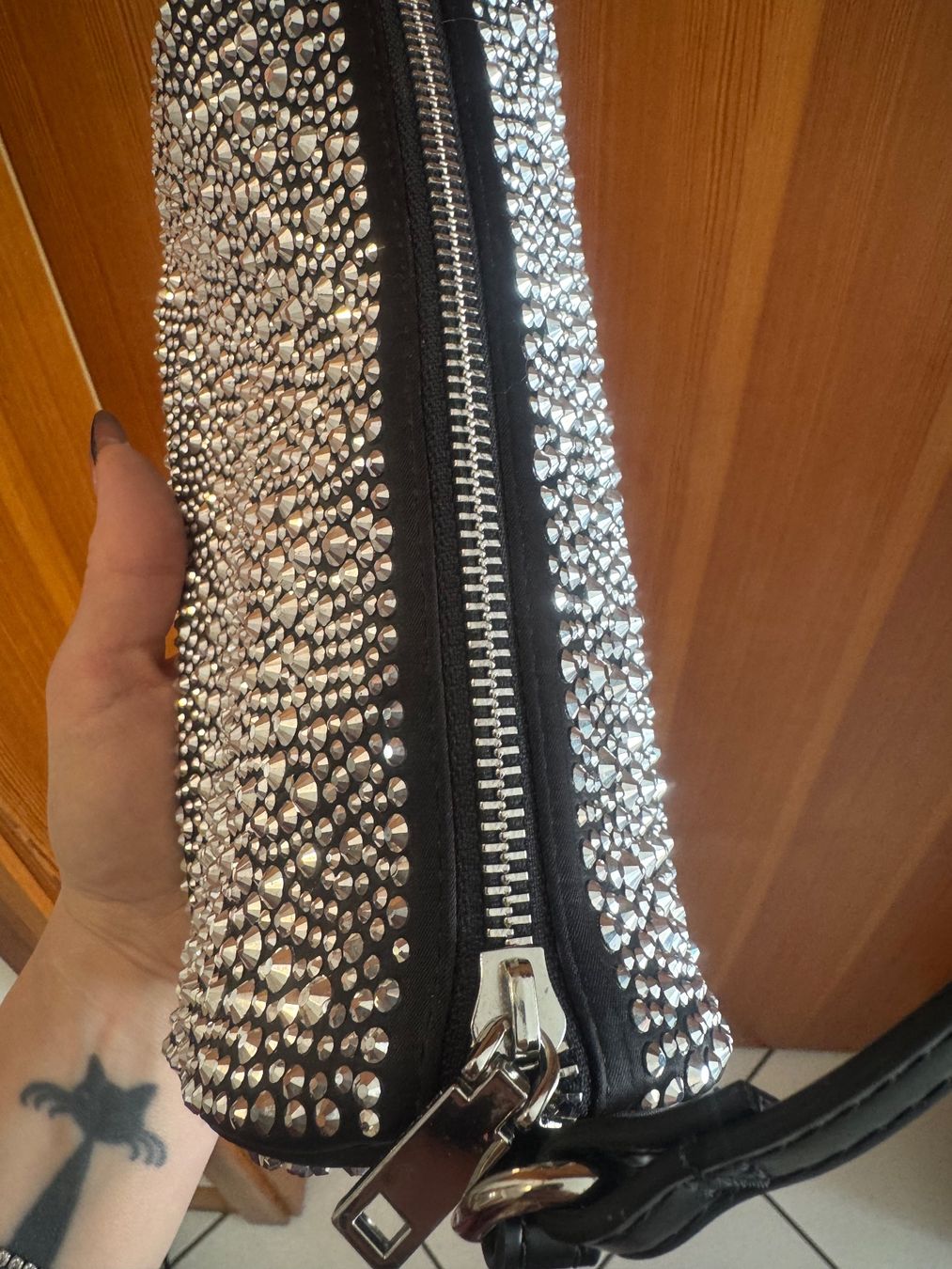 Borse da donna: Borsa nera con strass ✨️ – Usato da Grono venduto da tes_6t5v 2