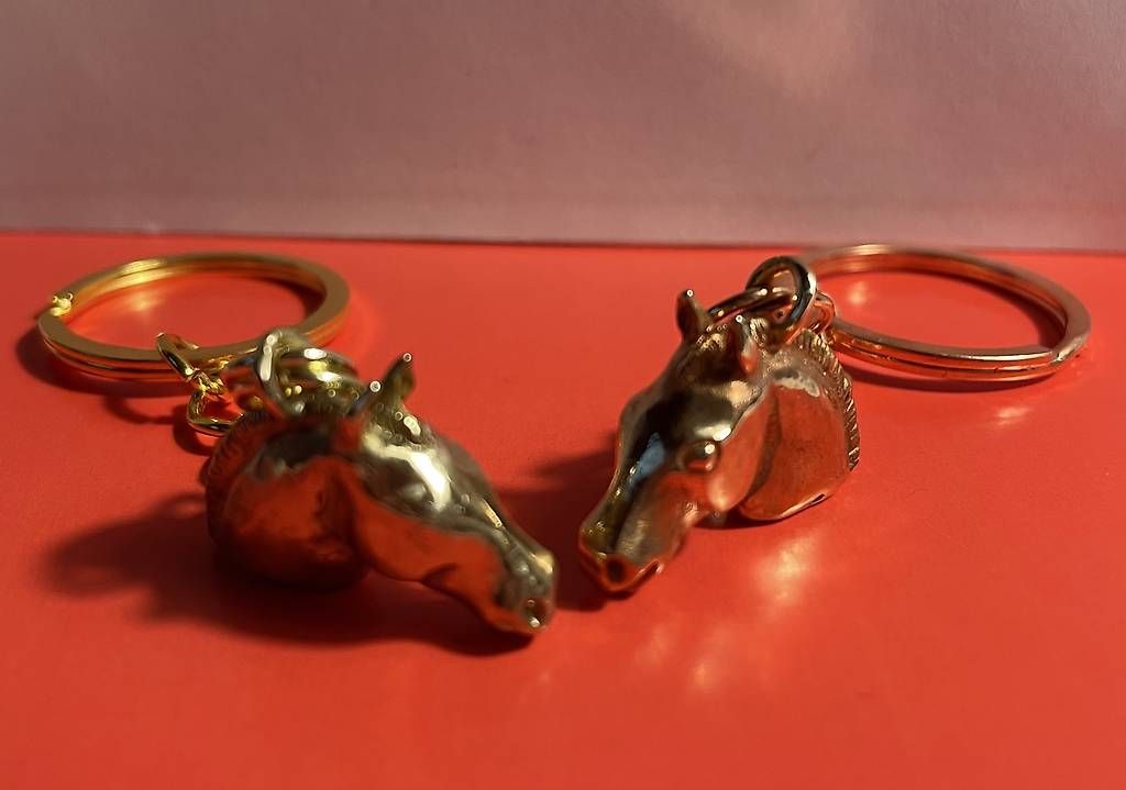 Autres bijoux: Freiberger Pferdeköpfchen in Messing, Bronze oder Silber  – D'occasion à Leysin par ulr_bj8s 6