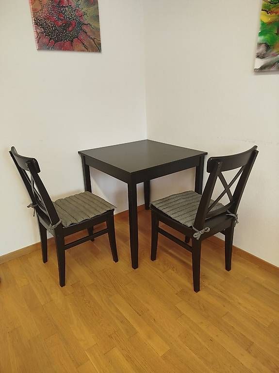 Set tavolo e sedie: Sideboard, Tisch, Stühle neuwertig, gratis – Usato da Märstetten venduto da art_8yvp 2