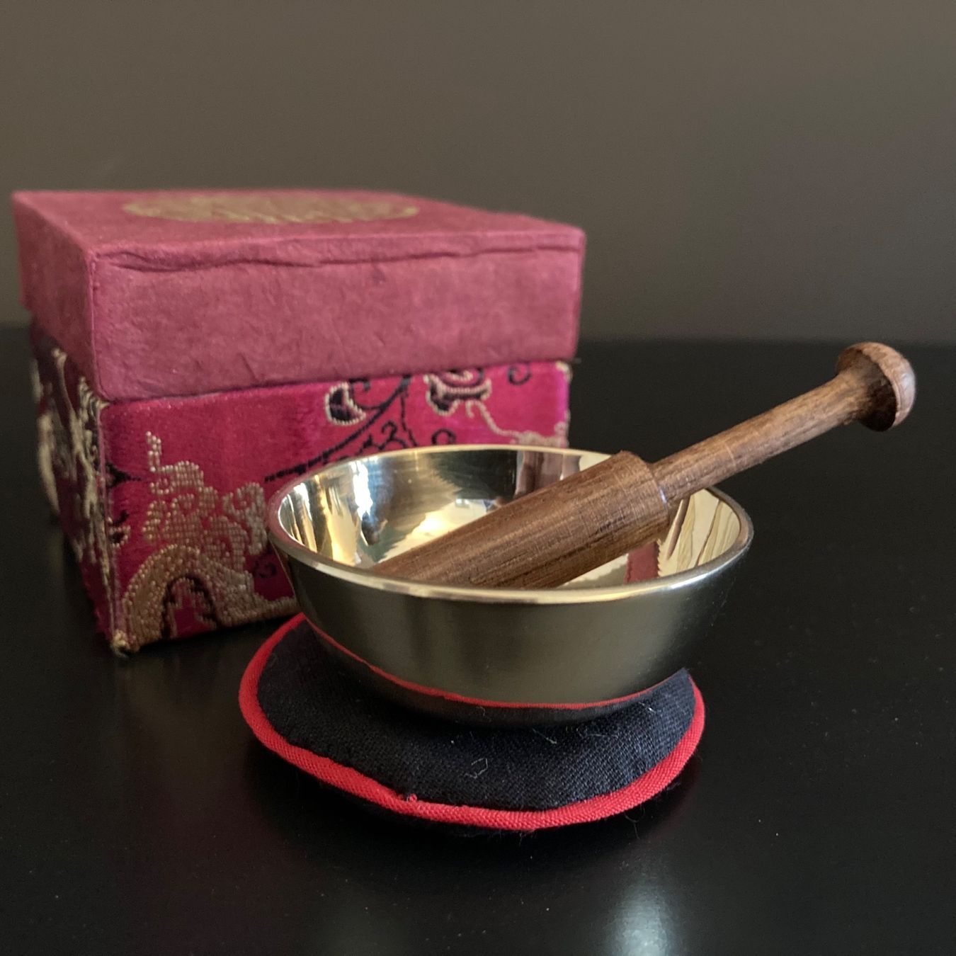 Musikinstrumente: Mini-Klangschale «Langlebigkeit» – Neu und originalverpackt aus Aarau von sonantro 1