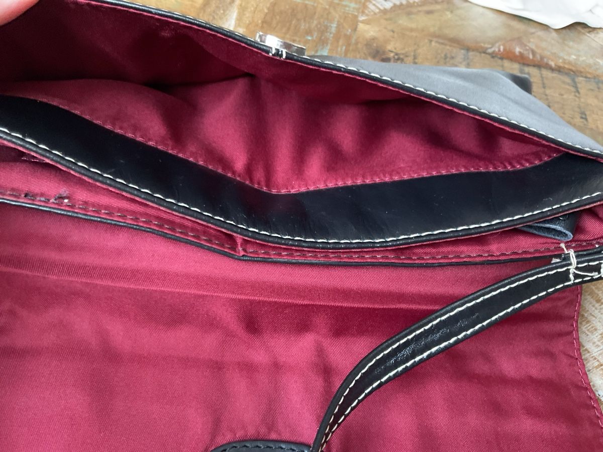 Calvin Klein Borse da donna: Schwarze Calvin Klein Ledertasche, Vintage – Usato da Bachenbülach venduto da Sybeco 5