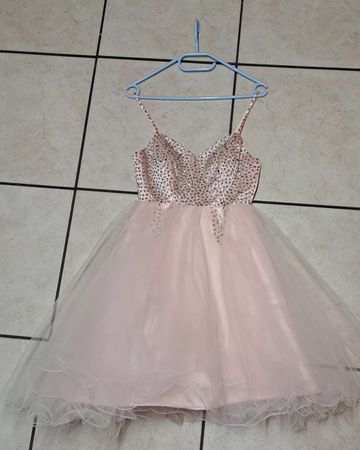 Cocktailkleid rosa mit Pailletten nie getragen