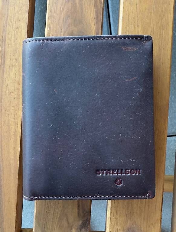 Brieftaschen: Portefeuille Strellson – Neu und originalverpackt aus Yverdon-les-Bains von ele_z7jf