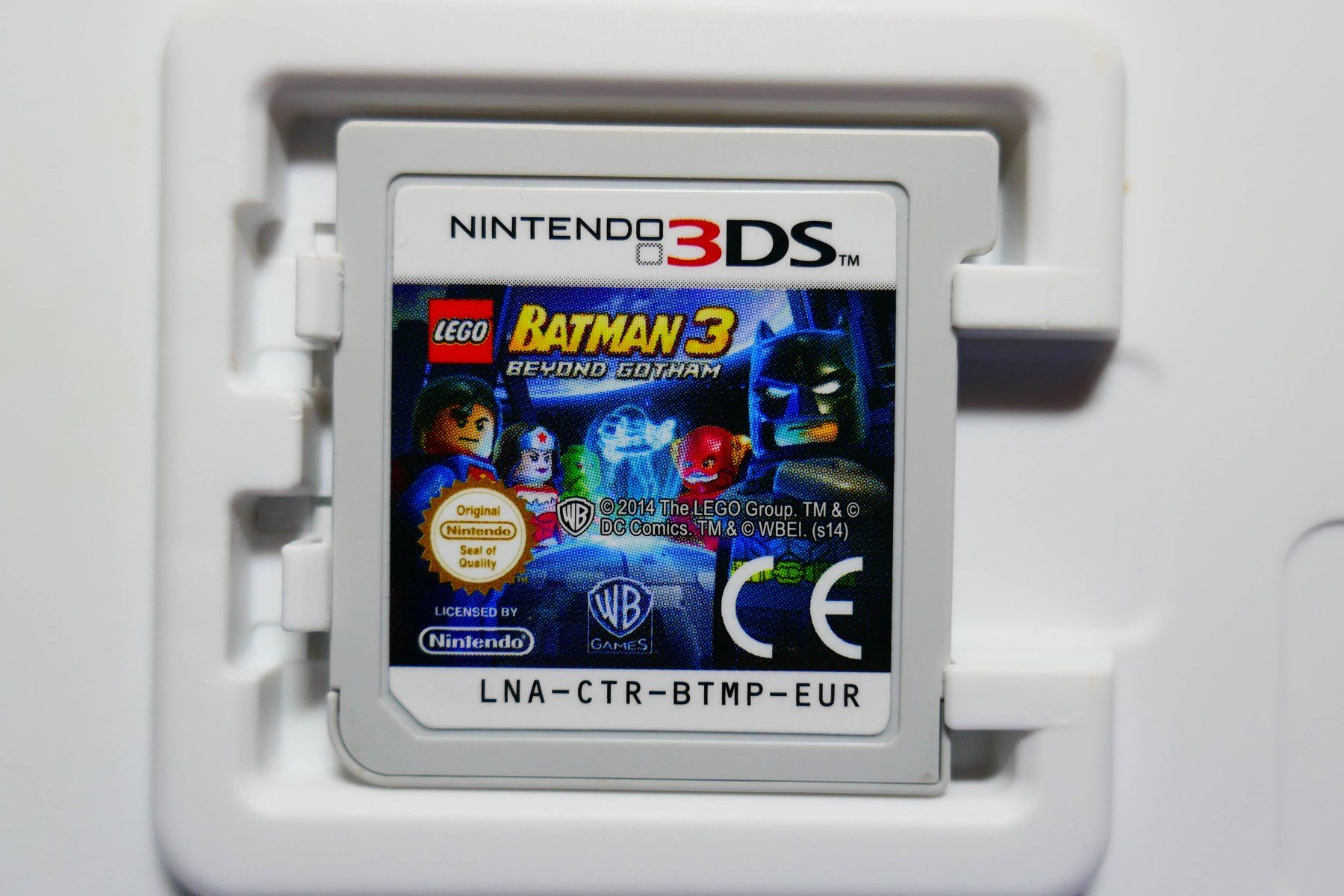 Nintendo Giochi: Lego Batman 3 : Beyond Gotham - Nintendo 3DS – Usato da Vuarrens venduto da Espace-Retro 2