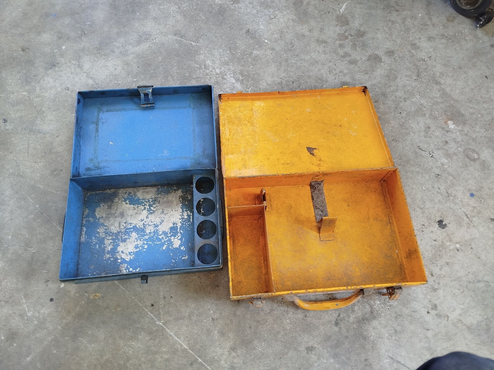 Tutti gli attrezzi: Metallkoffer – Usato da Sempach venduto da tim_2d2y 1