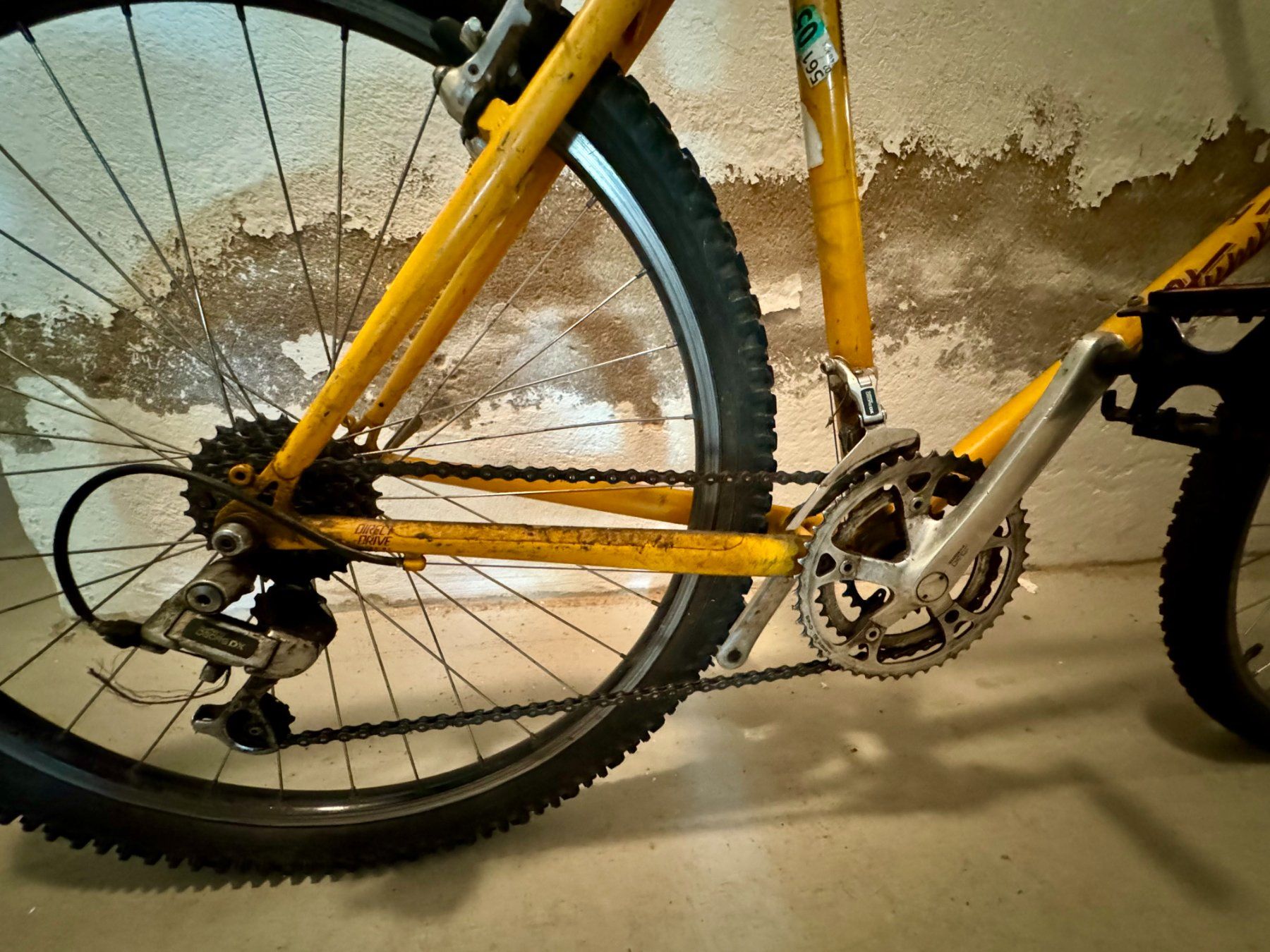 Specialized Velos: MTB Specialized StumpJumper. über 30 Jährig mit Sofride – Gebraucht aus Thun von  6