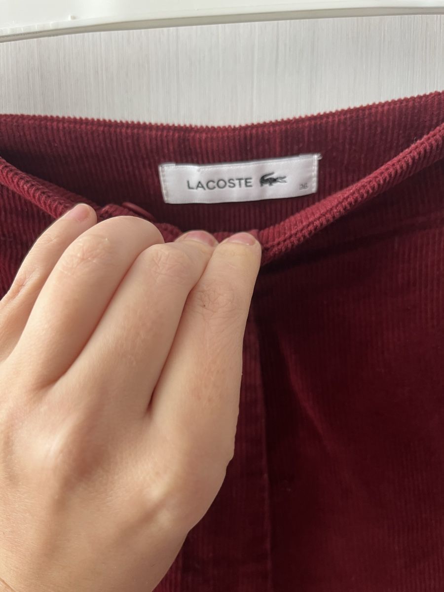 Lacoste Pantaloni: Lacoste velvet Hose – Usato da Wattwil venduto da ann_m6sn 1
