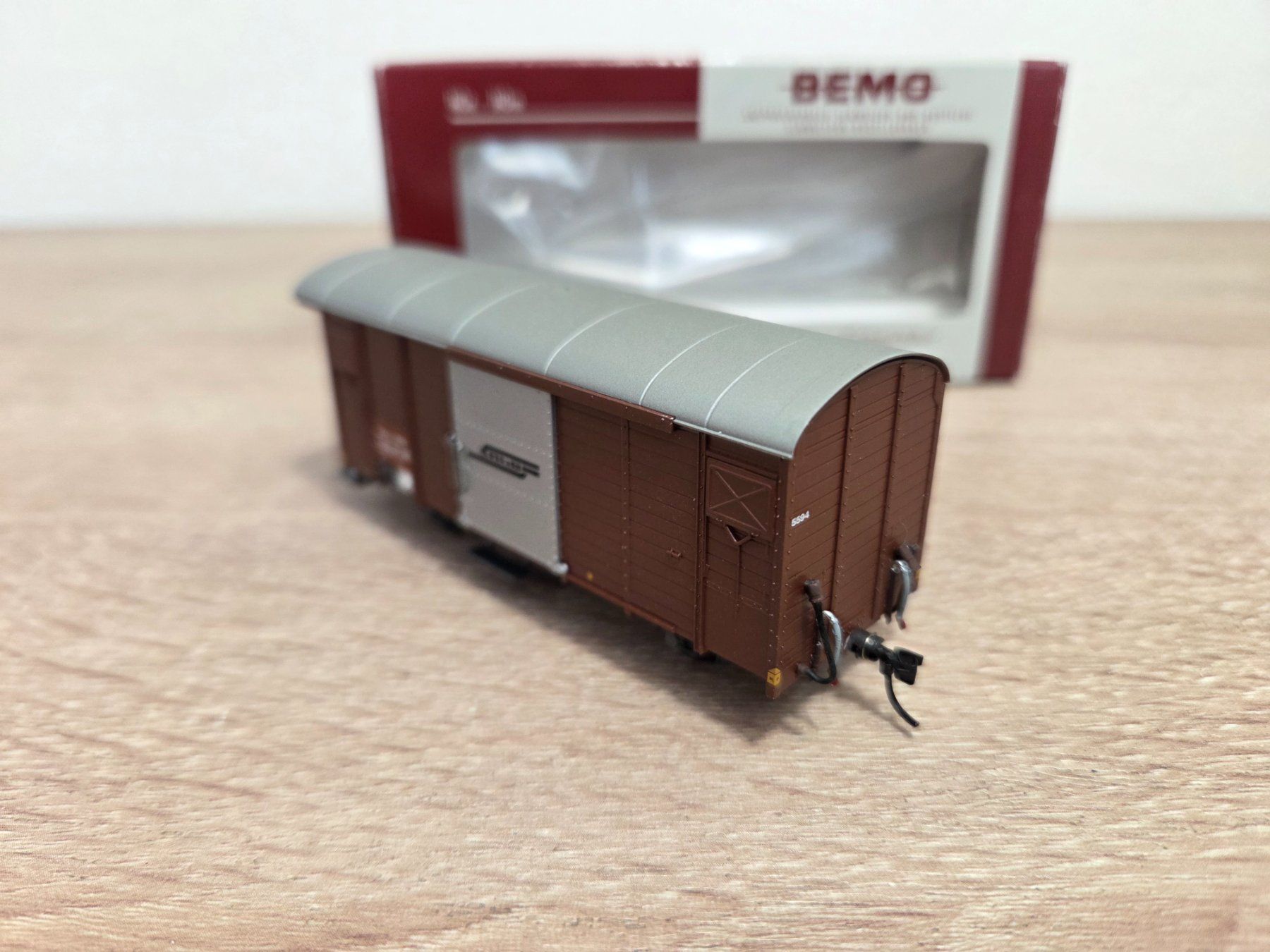 Bemo Modellini di ferrovie: Bemo 2283 114 Güterwagen RhB H0m – Usato da St-Aubin-Sauges venduto da Lo_Go 3