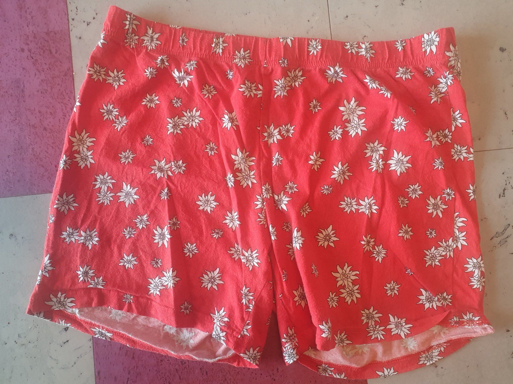 Negligees & Pigiami: Pijama Hosen – Usato da Moosseedorf venduto da Sonnenschein.. 2
