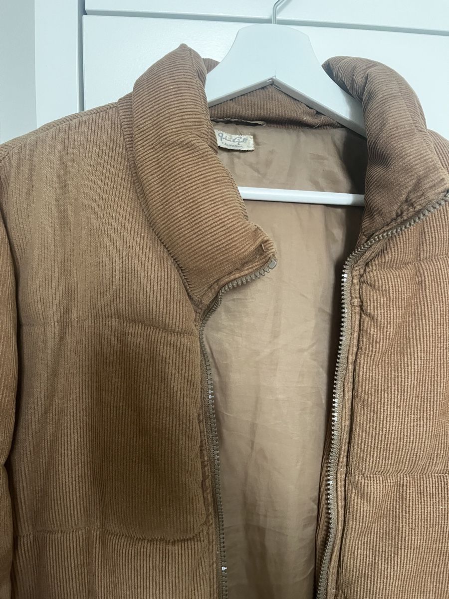 Giacche: Cosy Corduroy Puffer Jacket – Usato da Lausen venduto da secondhand_basel 2