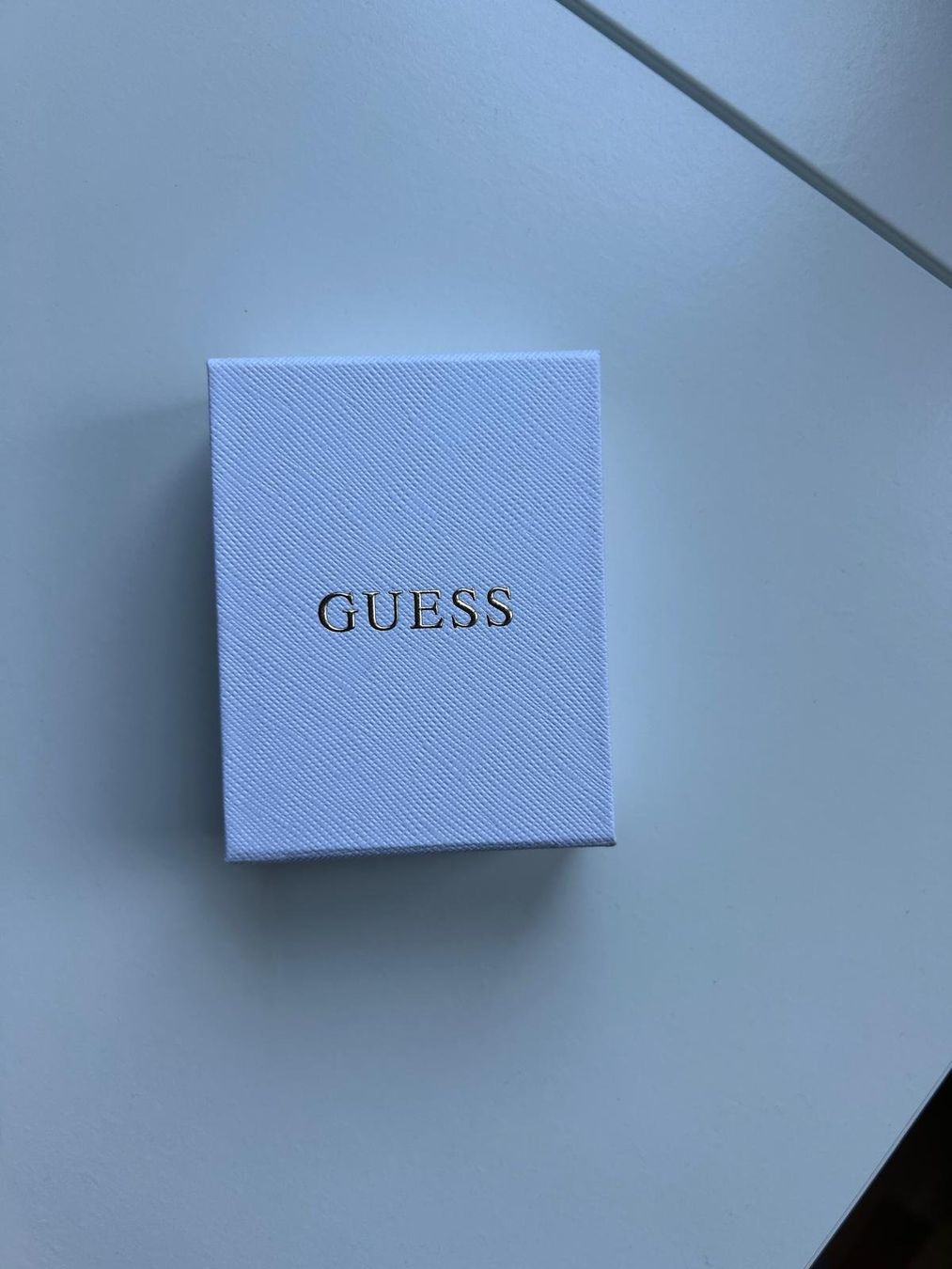 Guess Catenine: Silberkette mit Herzen von Guess – Usato da Dübendorf venduto da kol_c2ry 3