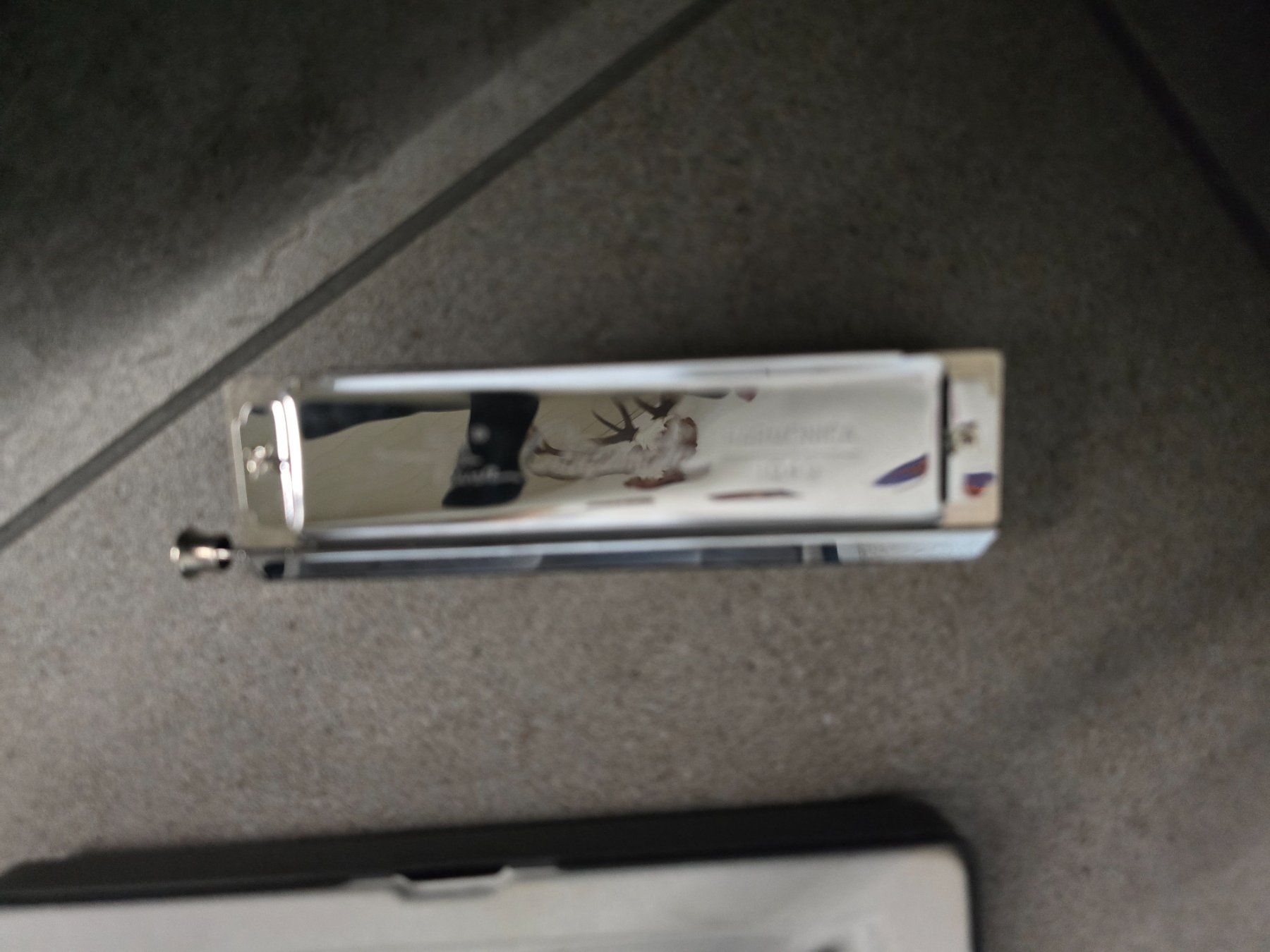 Strumenti musicali: Harmonica Chromatique, comme neuf, avec étui! – Usato da Saillon venduto da MimiBov 1