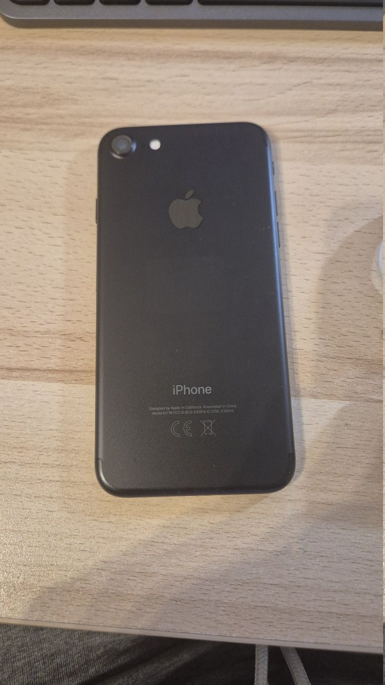 Apple Telefoni cellulari / Smartphones: iPhone 7 32GB Space Gray 3027 Akku 87% – Usato da Münchenbuchsee venduto da MV_Solutions 4