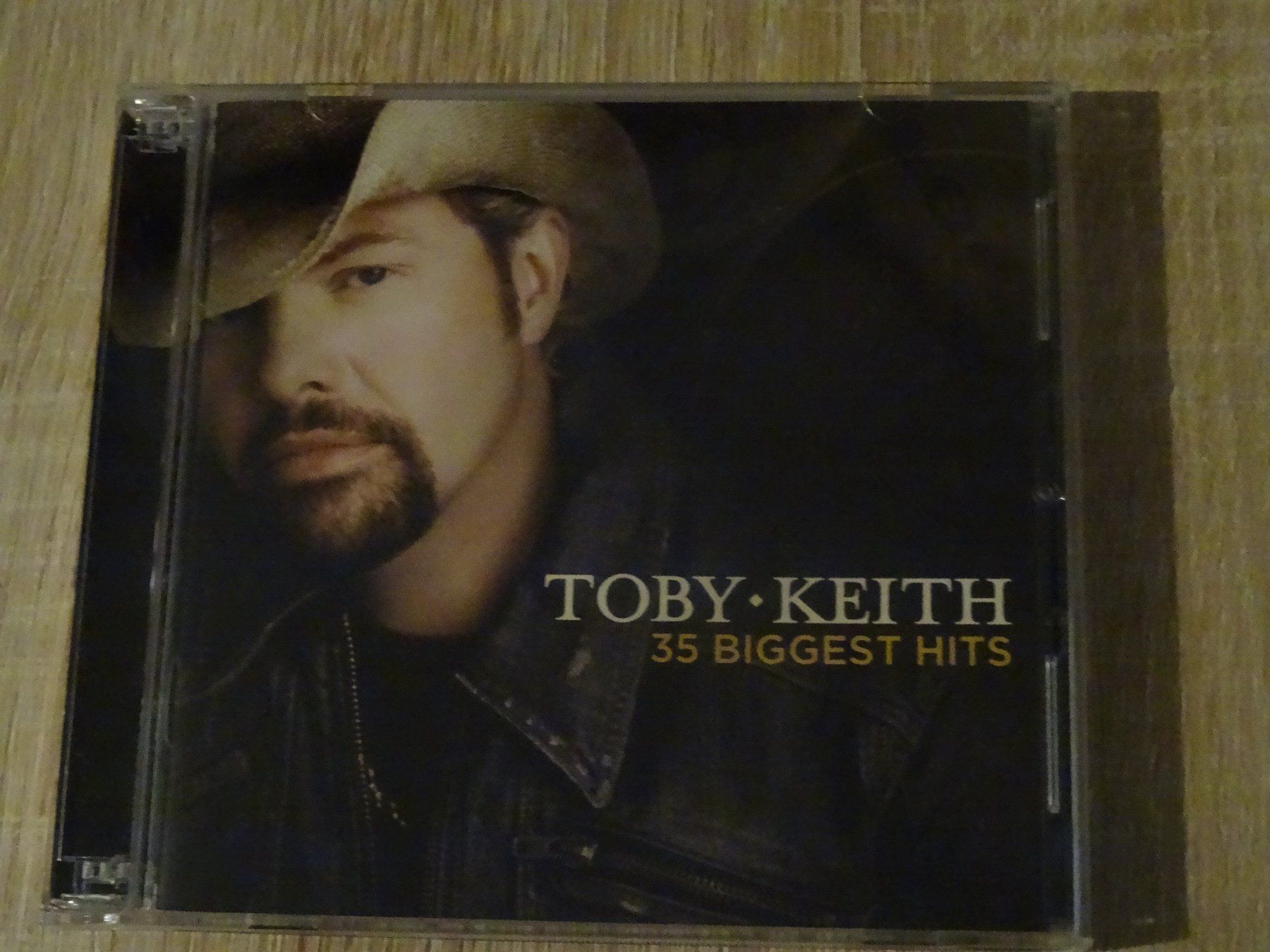 CDs: Toby Keith - 35 Biggest Hits CD – Gebraucht aus Olten von