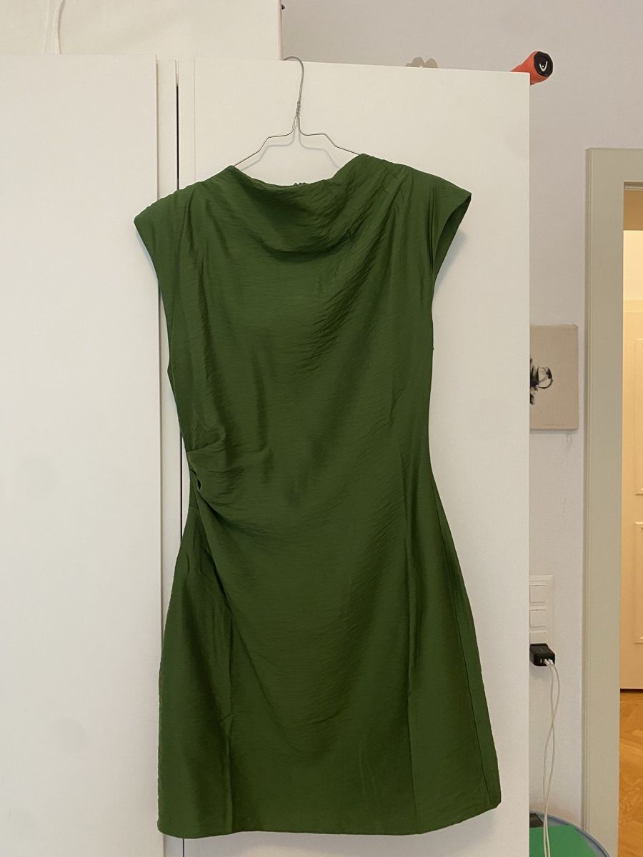 Mango Robes: Sommerkleid Mango smaragdgrün – Neuf avec emballage d'origine à Zürich par happycastle