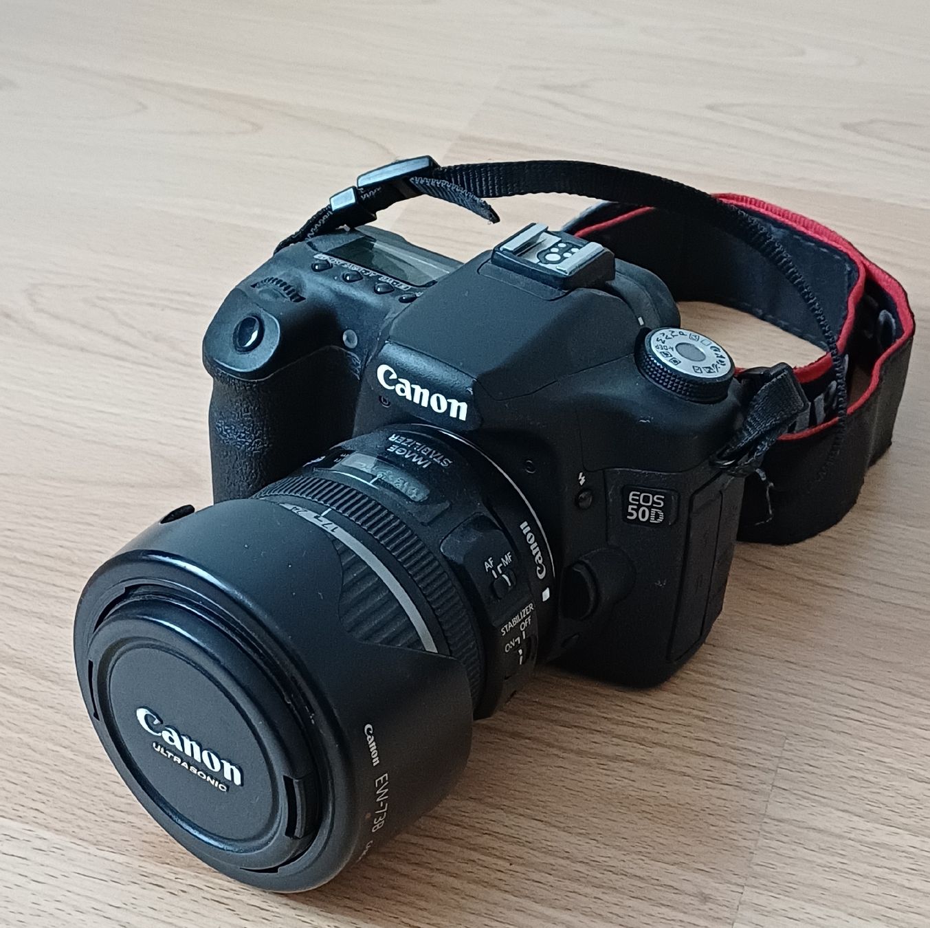 Canon Appareil photo: Canon EOS 50D Set + 4 Objektive + Blitz + Stativ + Taschen + – D'occasion à St. Gallen par lequi