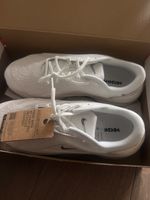Nike Versair PRM Summit White, 44, New with box!