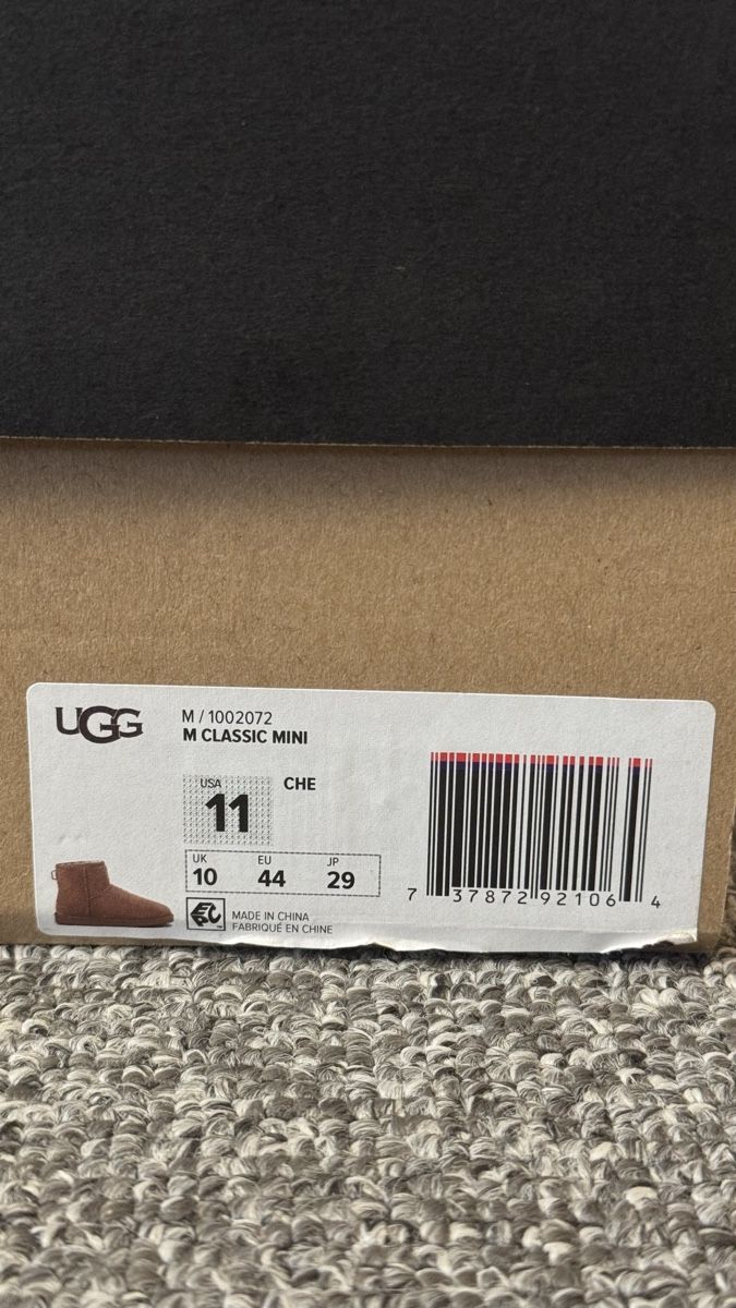 Ugg Scarpe da uomo: UGGS Ungetragen EU44 – Nuovo e nell'imballaggio originale da Zürich venduto da ow7700 3