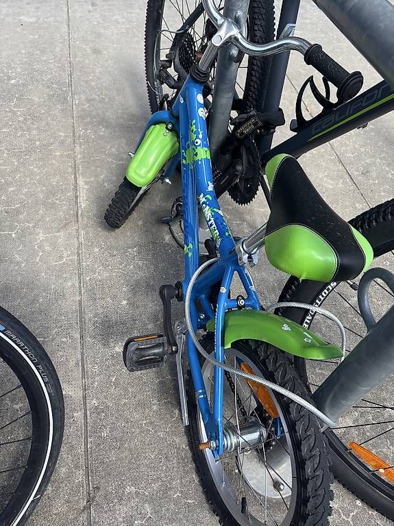 Velos: Vélo enfant  – Gebraucht aus Le Lignon von AS982 2