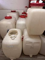 Vendo diversi fusti per vino 