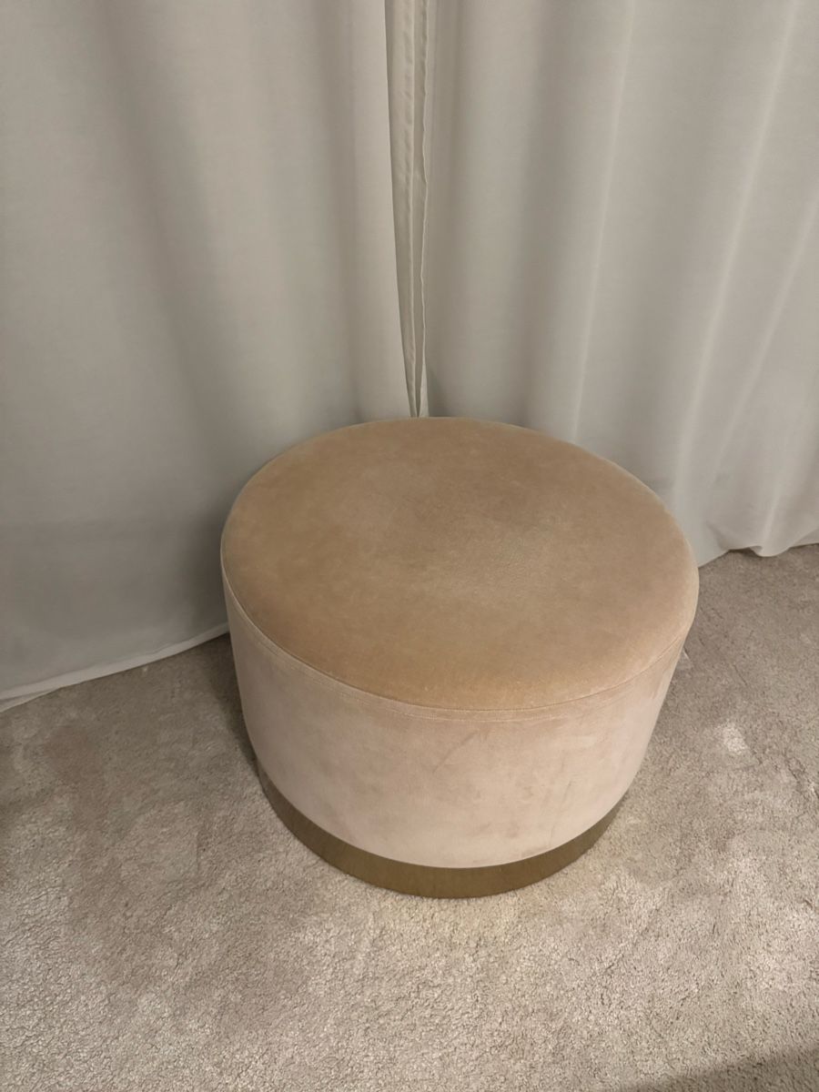 Westwing Hocker: Pouf Rosa Gold 60cm – Gebraucht aus Hausen AG von NiVaMa 1