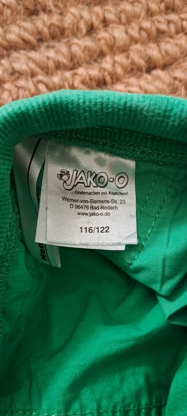 Pantaloni: shorts – Usato da lenzburg venduto da samey 2