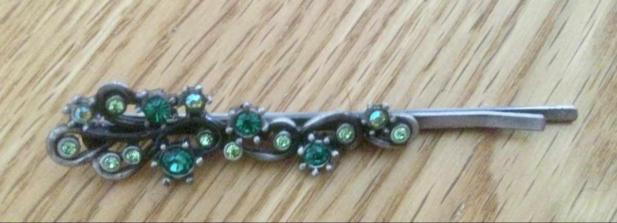 Haarschmuck: Zwei Vintage Haarspangen mit Strasssteinen – Neu (gemäss Beschreibung) aus Stansstad von alexandra171080 1
