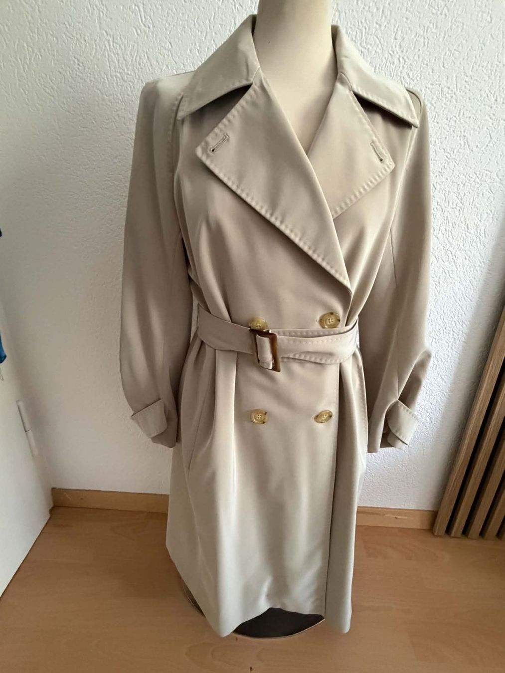 Max Mara Cappotti: Max Mara Trenchmantel  M – Usato da Liestal venduto da aarroon 1