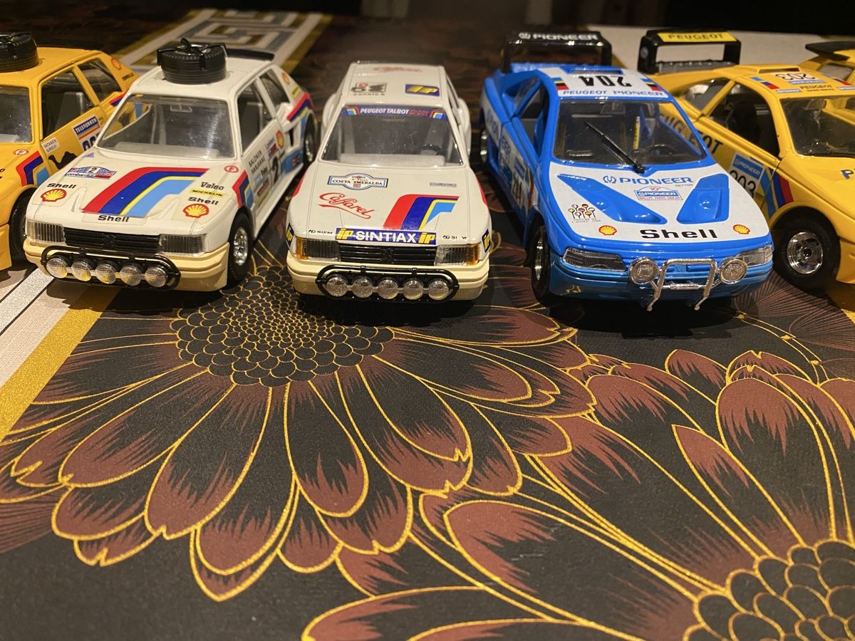 Bburago Modellini d'auto: Peugeot Sammlung – Usato da St. Margrethen SG venduto da Alfista_159 2