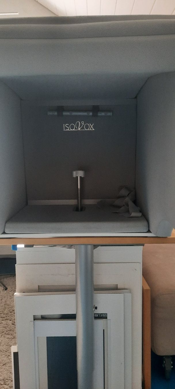 Strumenti musicali: Isovox 2 Tragbare Gesangskabine – Usato da Dörflingen venduto da benipletscher 2