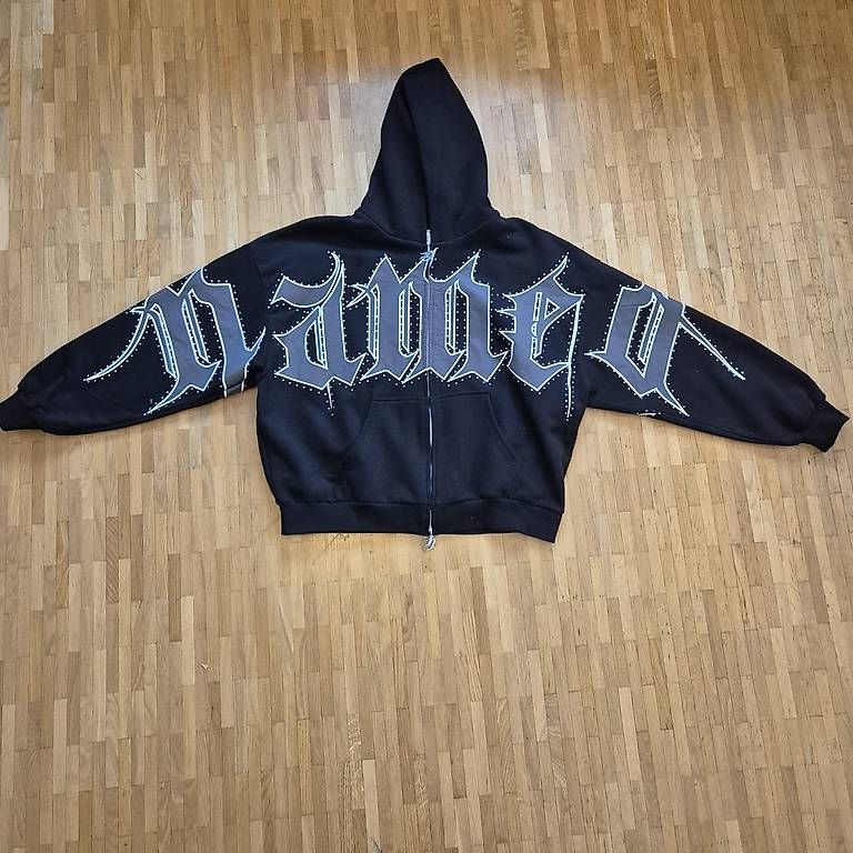 Maglioni & Felpe: Sweat à capuche zippé noir Named Collective – Usato da Genève venduto da Thefirstseller 1