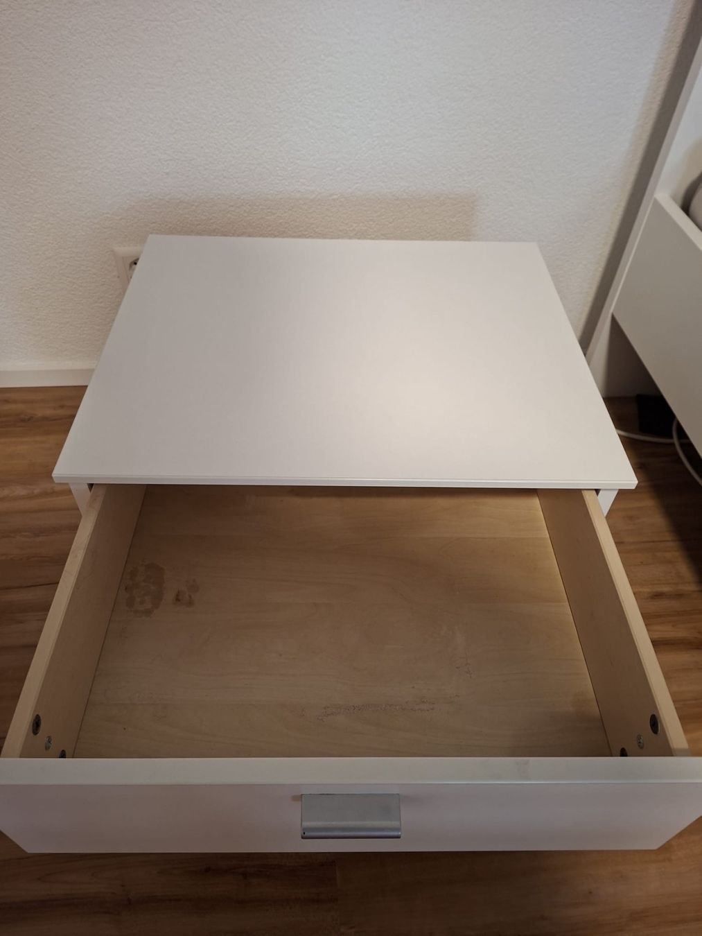 Tables de nuit: Nachttisch Möbel Märki – D'occasion à Entlebuch par jan_6xfy 2