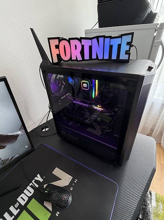 Intel PC: Gaming PC mit i9 und RTX – Usato da Bettwiesen venduto da Kmr85 3