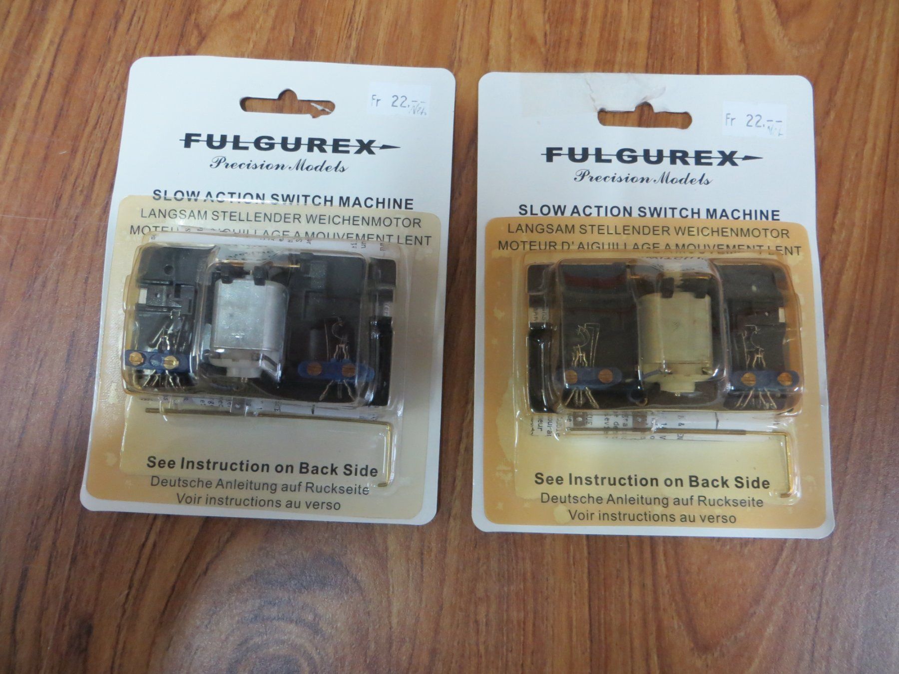 Fulgurex Modellini di ferrovie: Fulgurex Weichenmotor, 2 Stück – Nuovo e nell'imballaggio originale da Wohlen AG venduto da Loki7