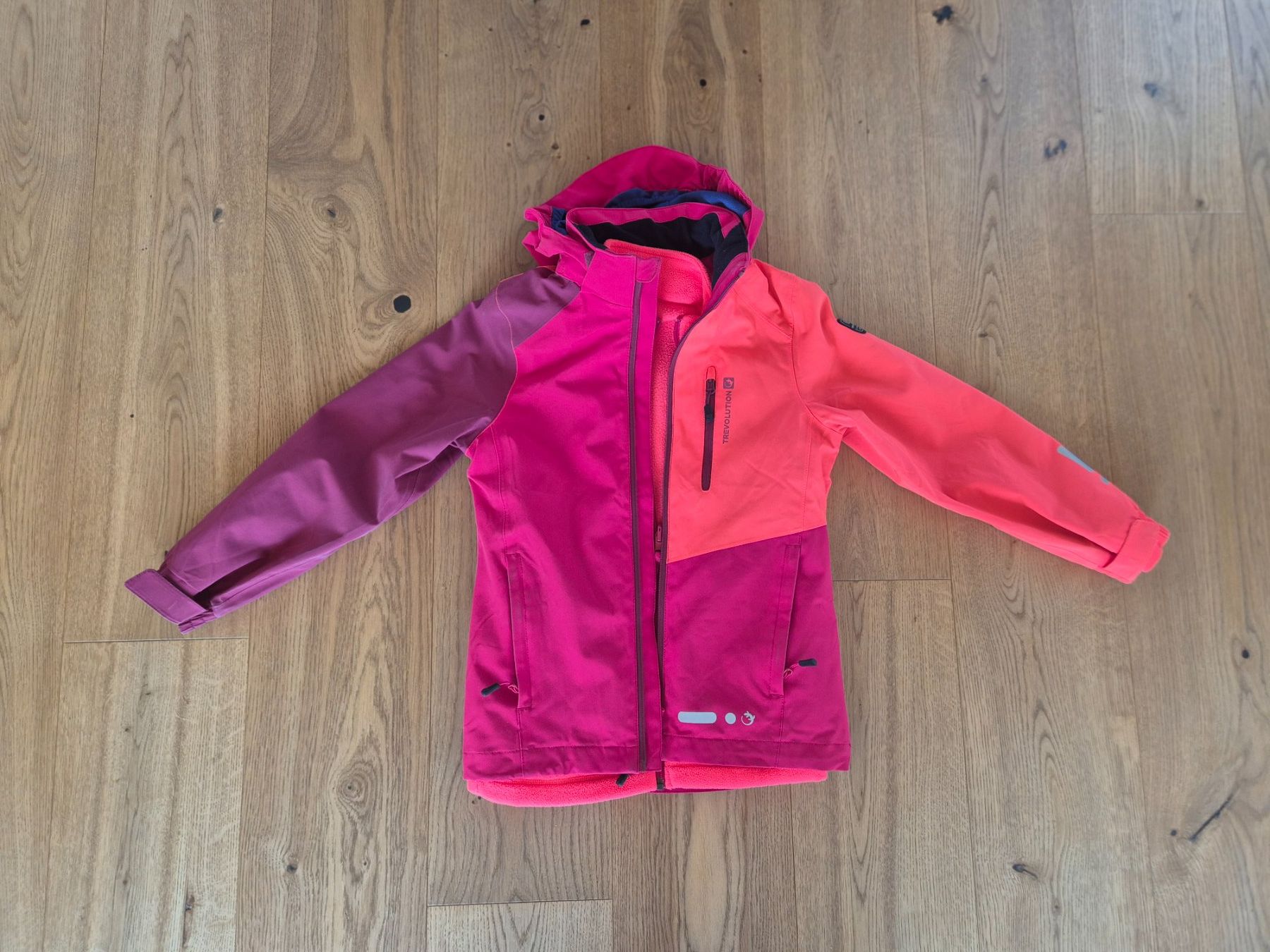 Trevolution Jacken & Mäntel: Trevolution Trekking Jacke Gr. 128 – Gebraucht aus Windisch von Jewi1