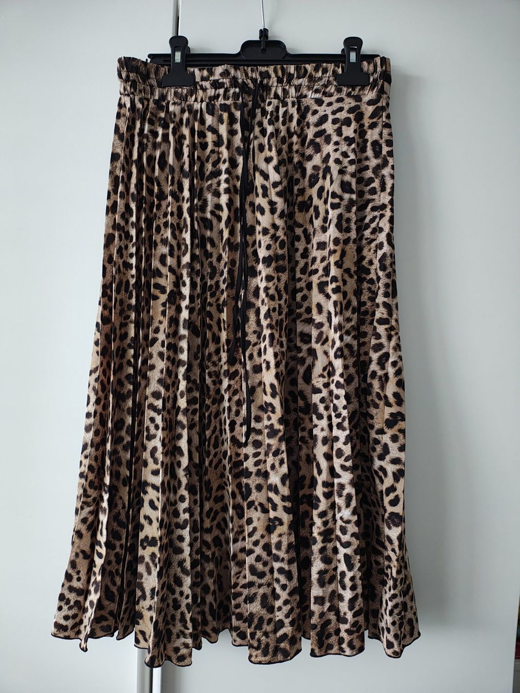 Zara Gonne: Leorock von Zara gr.M – Usato da Winterthur venduto da Husakeva