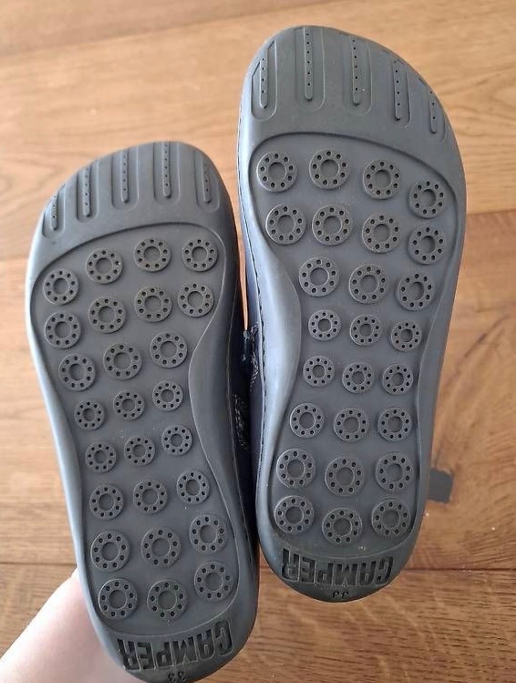 Camper Schuhe für Jungen: Neuwertige Schuhe von Camper Gr. 33 – Gebraucht aus Solothurn von ee_na 1