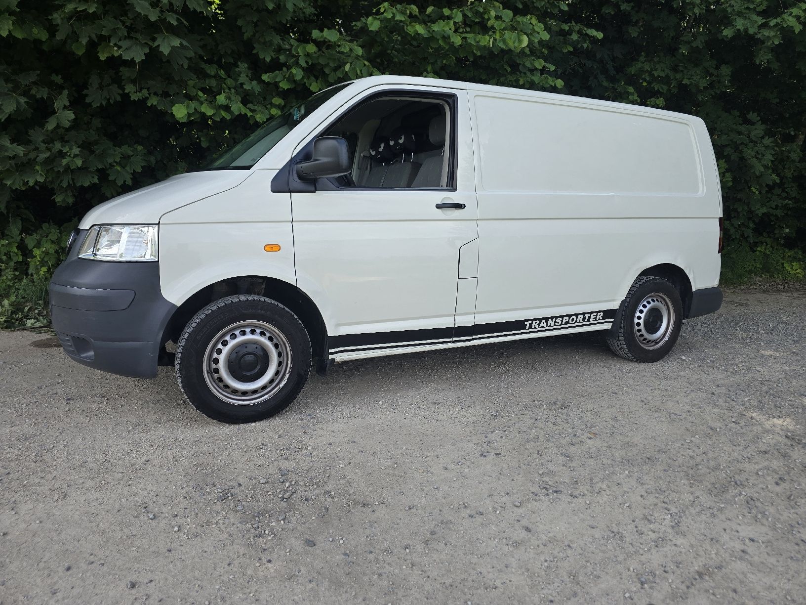 VW Automobili: VW T5 1.9 TDI – Usato da Staufen venduto da Feederboy