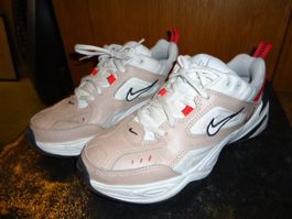 Nike Damenschuhe: Sneakers Damen Grösse 39