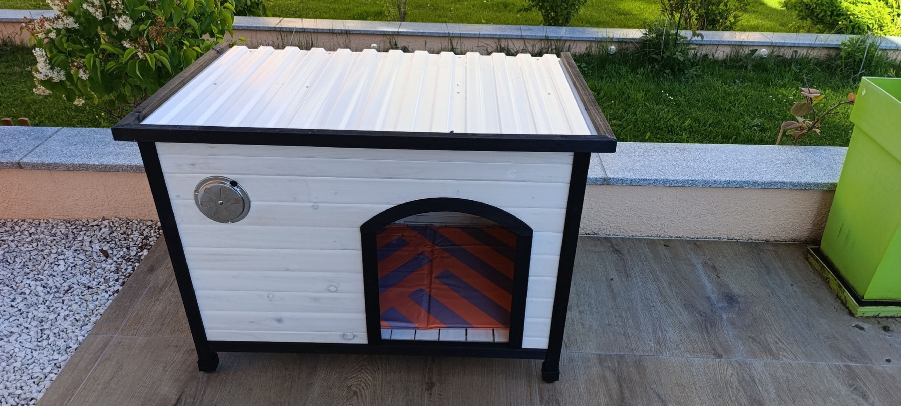 Cucce & Letti: Niche à Chien pliable – Nuovo (secondo la descrizione) da Mont-la-Ville venduto da Ecu23hj