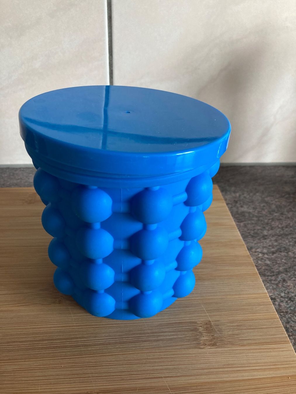 Cucine complete: Crushice Behälter – Usato da Schlattingen venduto da fernfen