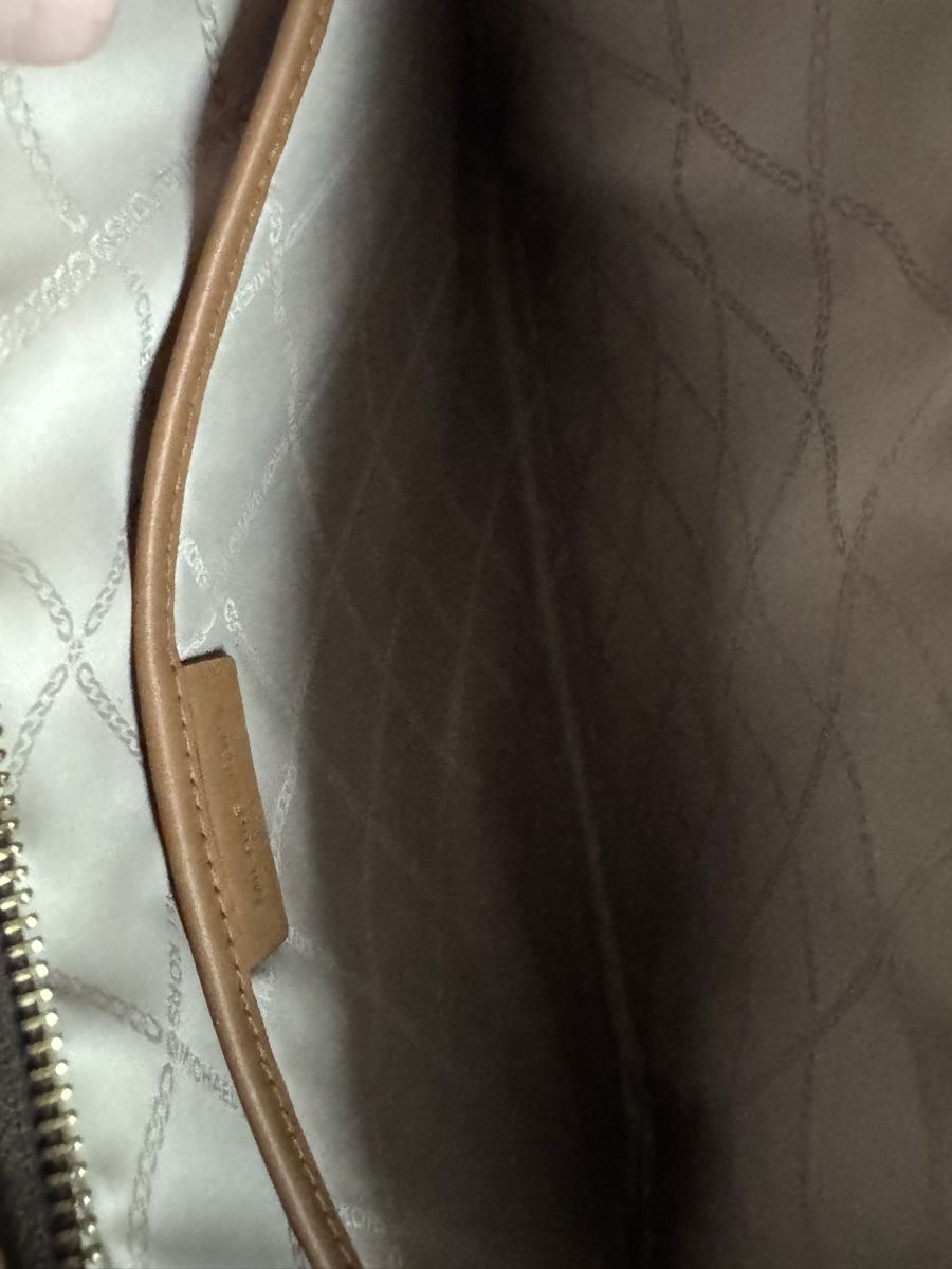 Michael Kors Koffer & Taschen: Elegante Michael Kors Laptoptasche – Neu (gemäss Beschreibung) aus Spreitenbach von TheStyleAtelier 7