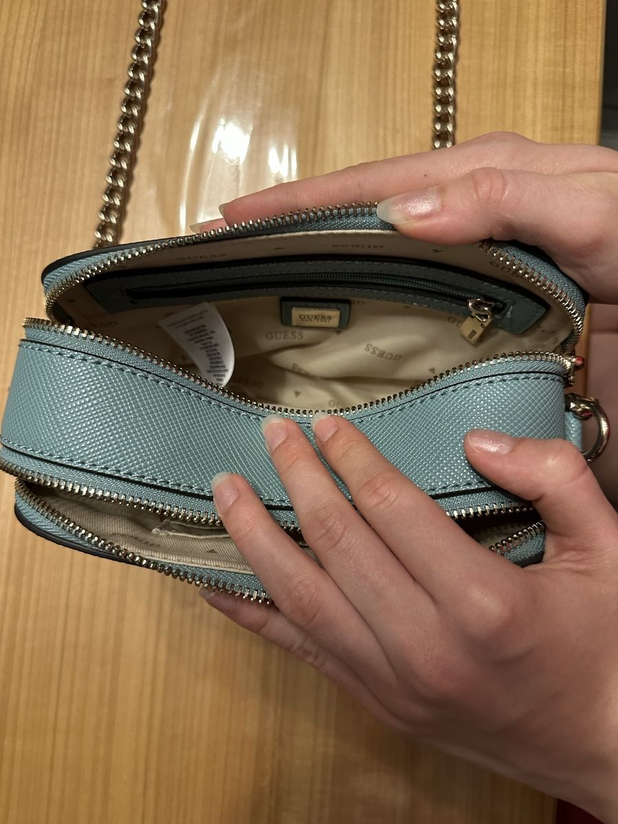 Guess Borse da donna: Guess Umhängetasche – Nuovo (secondo la descrizione) da Kienberg venduto da myormi80 1