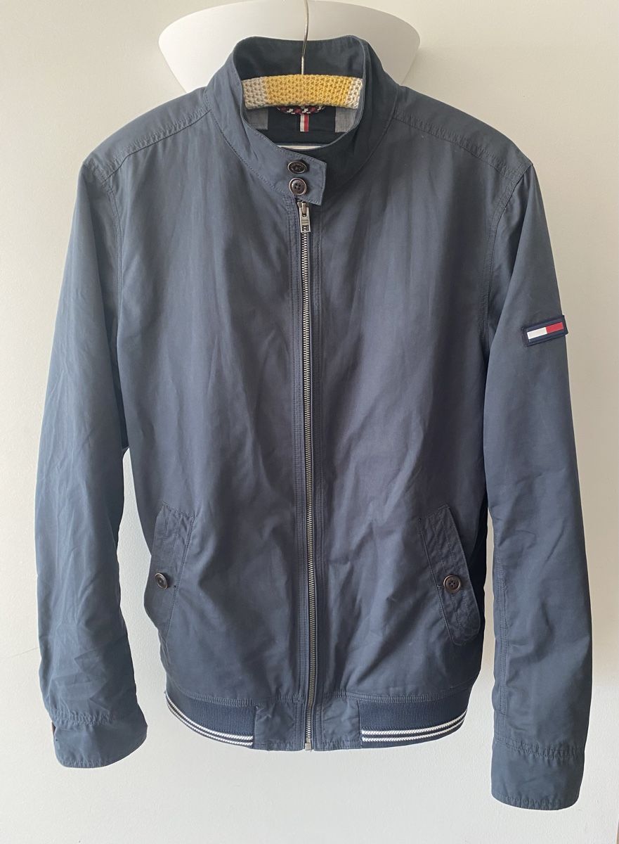 Tommy Hilfiger Jacken: Tommy Hilfiger Sommerjacke blau NY 85 Gr.M–Sehr guter Zustan – Gebraucht aus Jona von Flamingoo 2