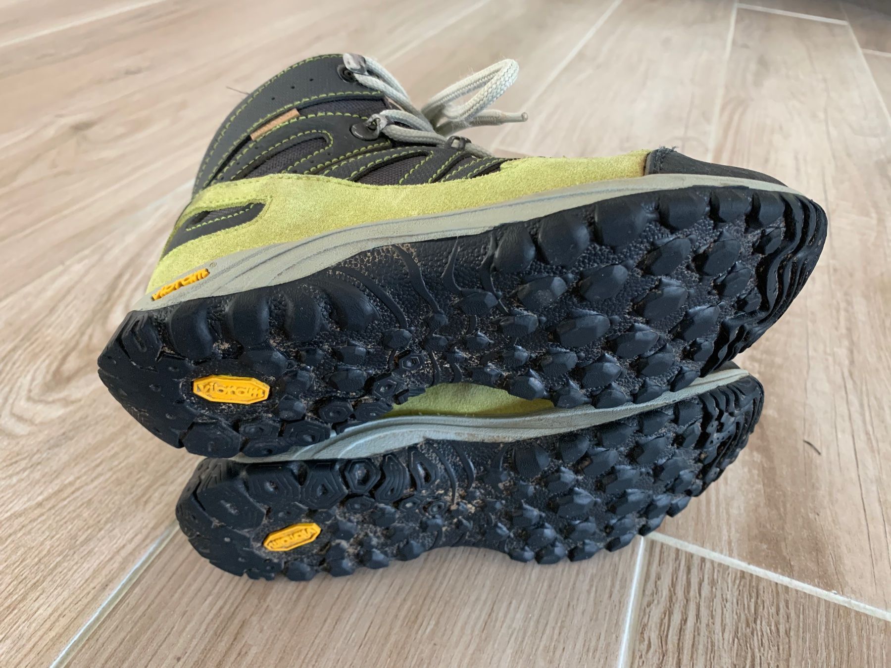 Everest Scarpe per ragazzi: Everest Wanderschuhe Gr. 32 grau-grün – Usato da Rudolfstetten venduto da Joyw 2