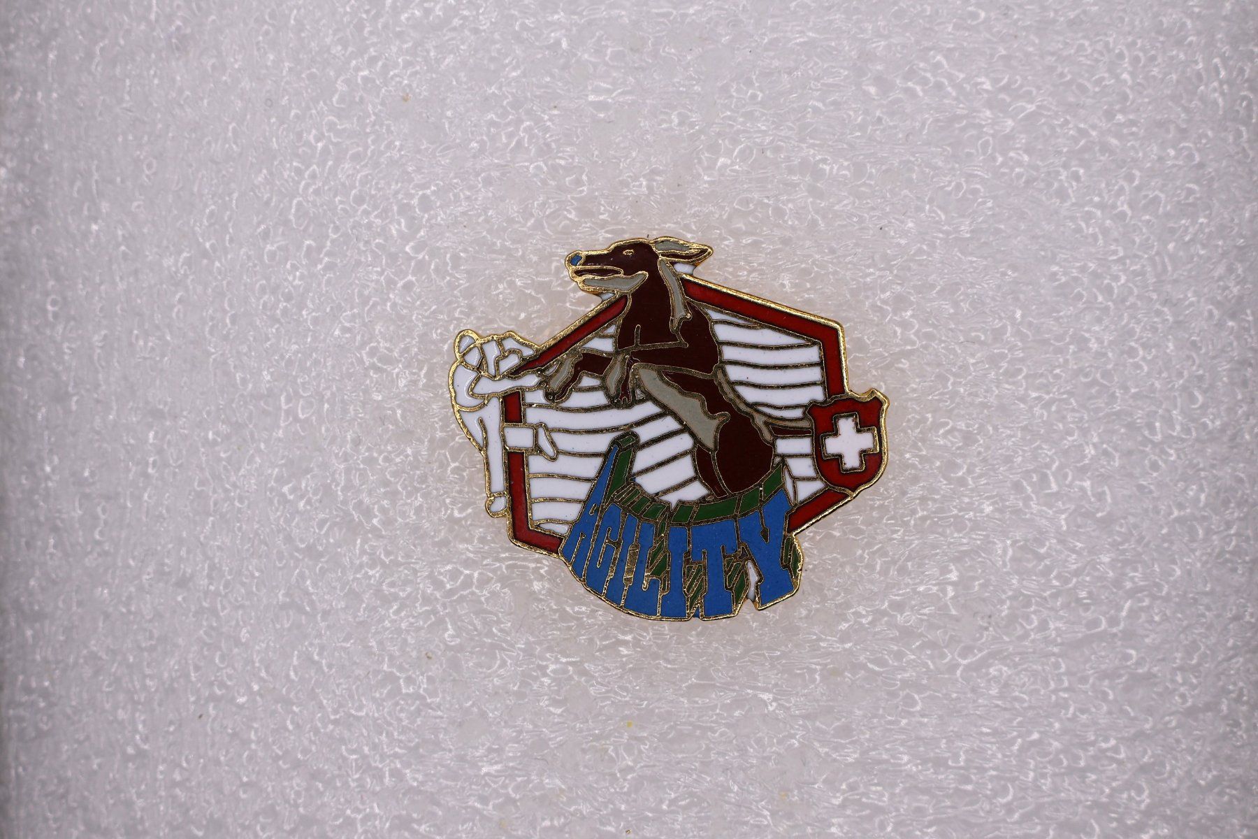Placchette & Badge: HUNDESPORT – Usato da Winterthur venduto da Sammleroase